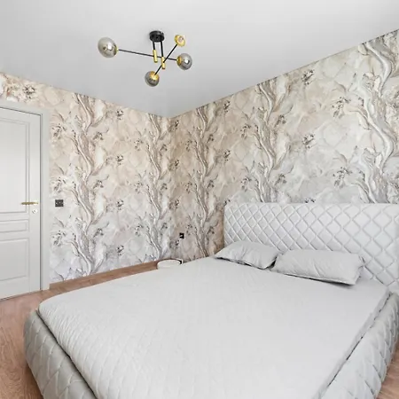 Adore Garden شقة بالانغا